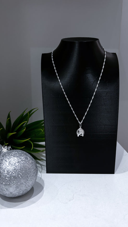 Colar Ferradura com Cavalo